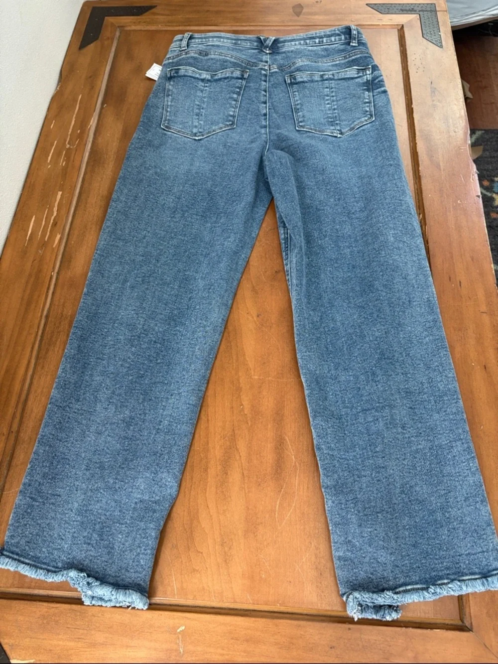Democracy NWT AbSolution High Rise Medium Wash Straight-Leg Jeans Size 10